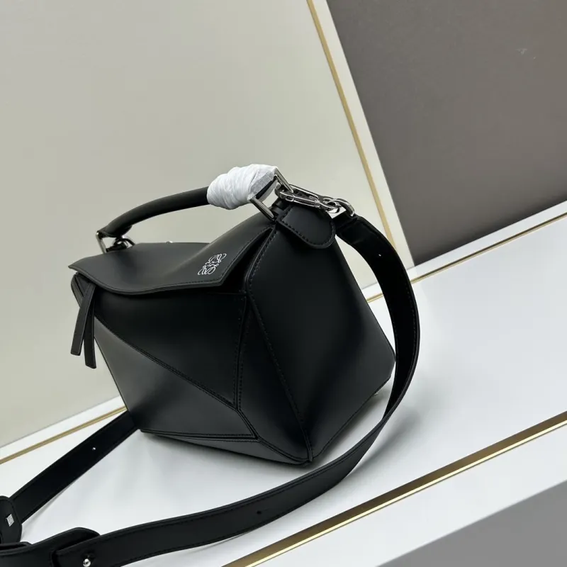 Alternative view of Loewe Black Large 30cm Handbag 882
