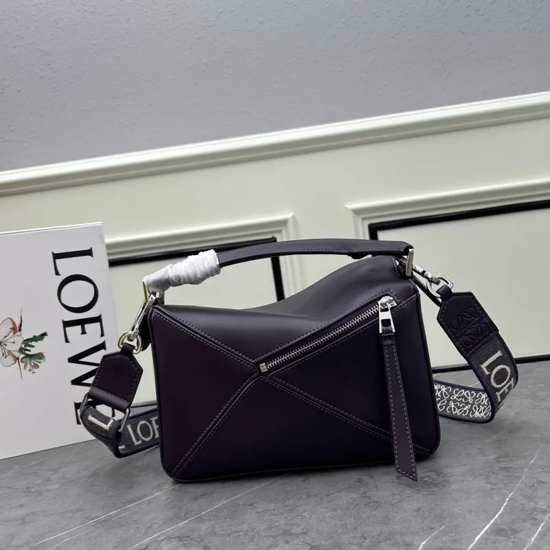 LOEWE Dark Purple Puzzle Crossbody Bag 24cm S21 - Image 3