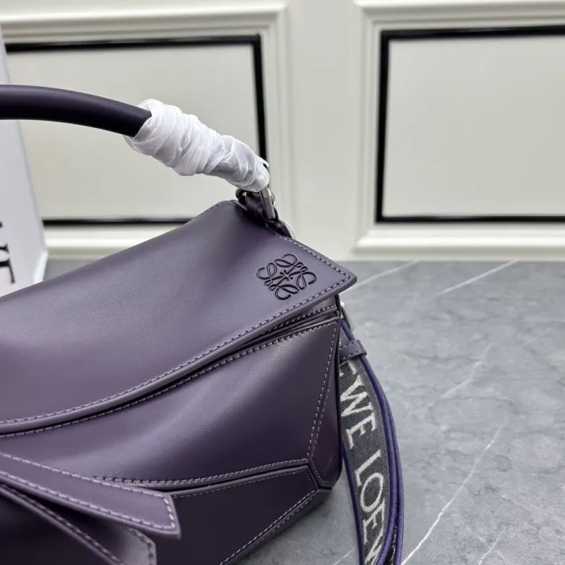 LOEWE Dark Purple Puzzle Crossbody Bag 24cm S21 - Image 4