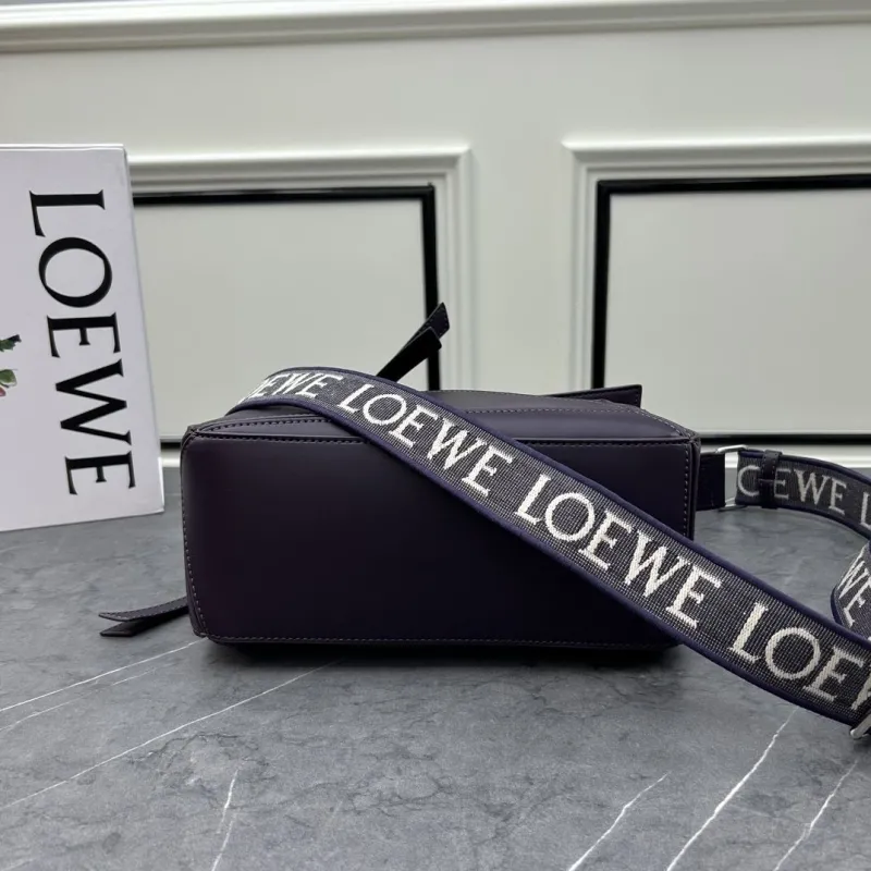 LOEWE Dark Purple Puzzle Crossbody Bag 24cm S21 - Image 5