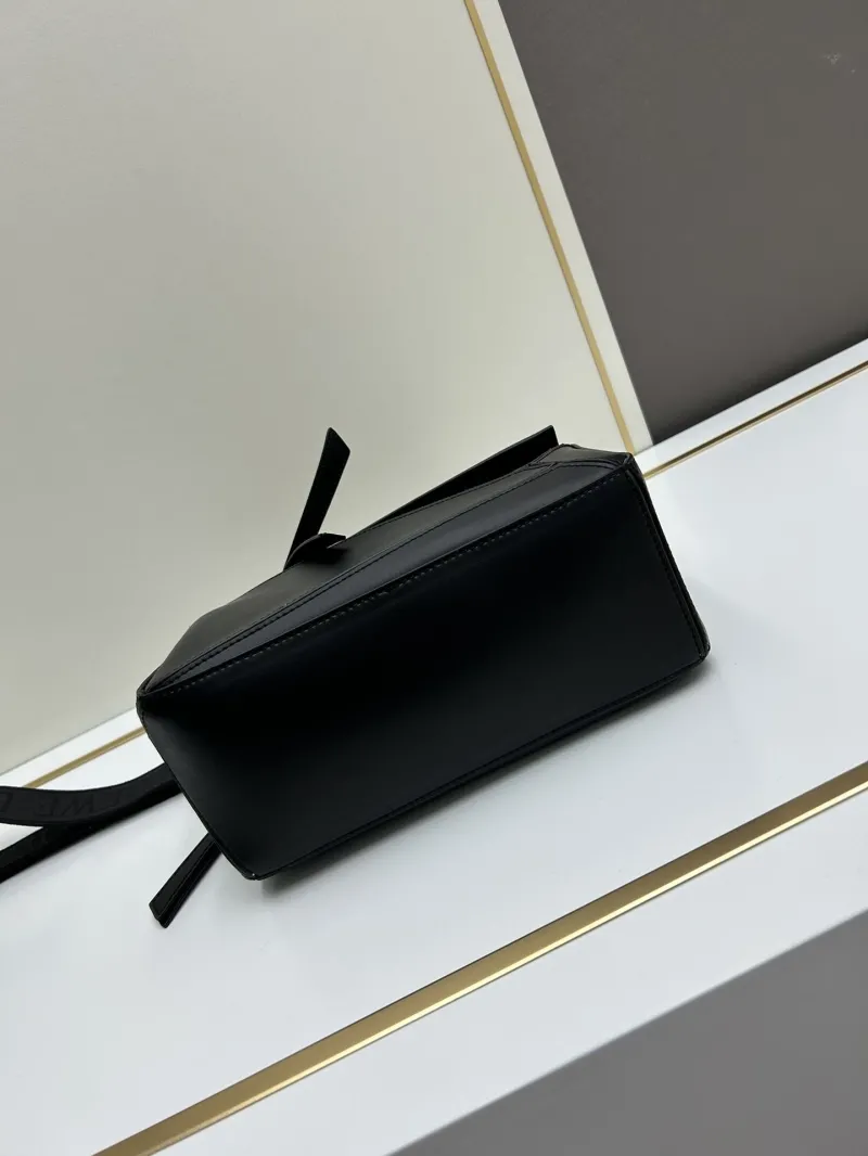Loewe Black Crossbody Handbag 893 - Image 5