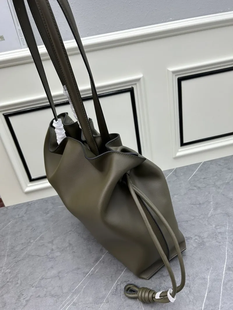 Alternative view of LOEWE S061 Olive Green Leather Tote Bag