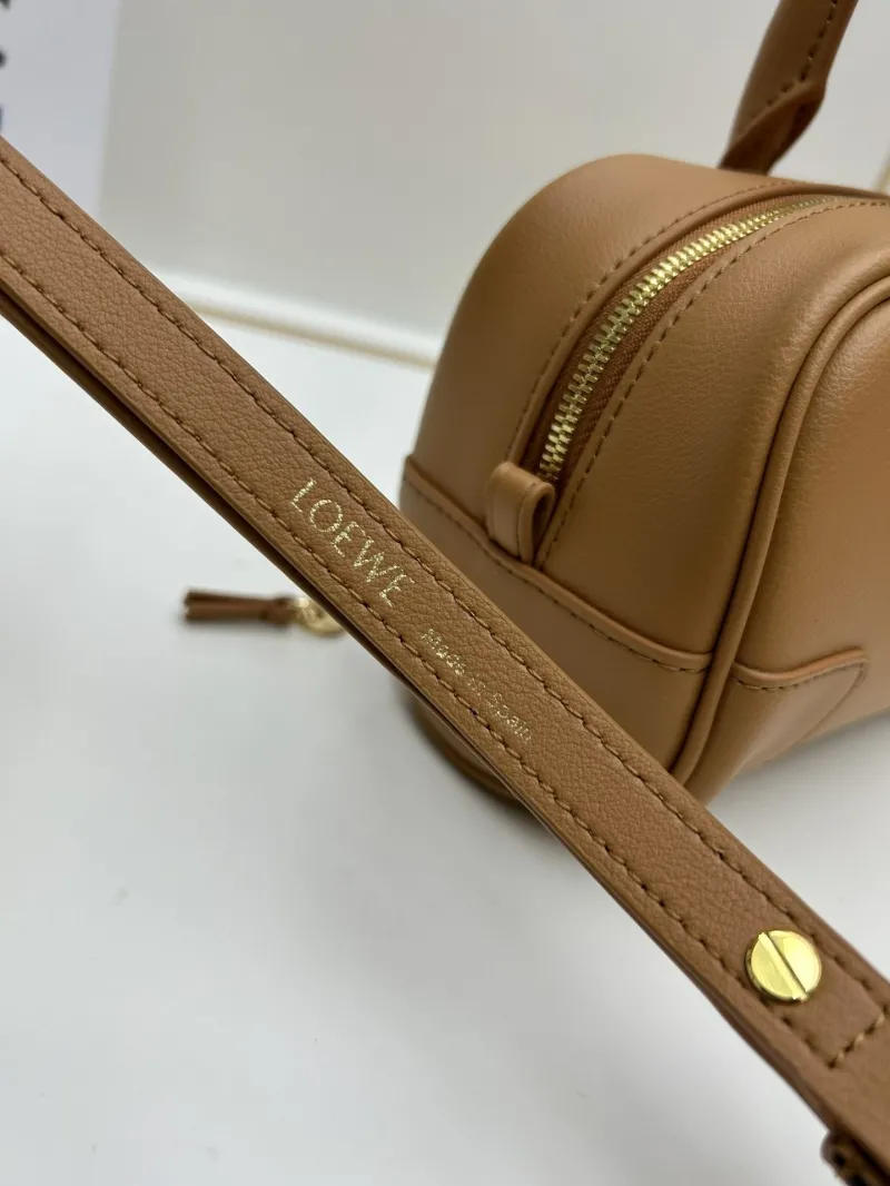 LOEWE Tan Leather Handbag 062417 - Image 6