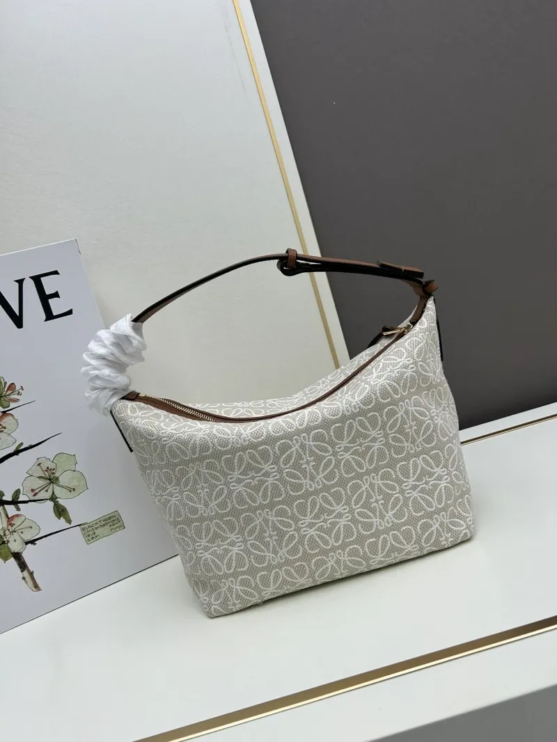 Loewe 652103 Beige Hobo Bag - Image 3