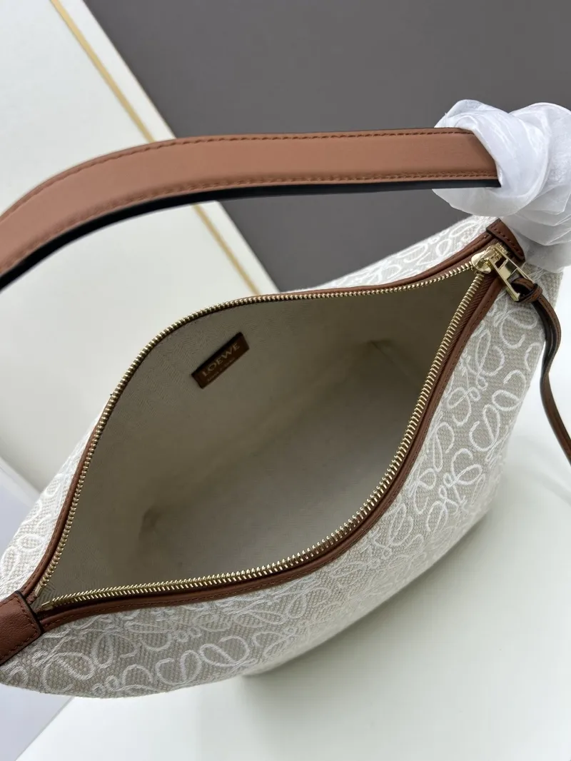 Loewe 652103 Beige Hobo Bag - Image 7