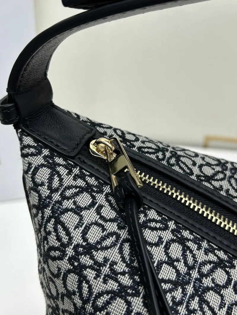 Loewe 652103 Black Monogram Hobo Bag - Image 6