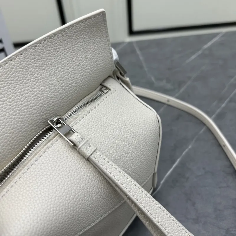 LOEWE Cream White Crossbody Handbag 062208 - Image 7