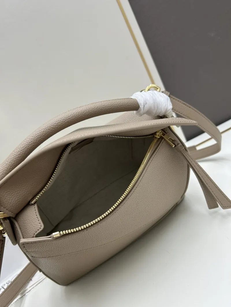 Loewe Beige Puzzle Shoulder Bag 939 - Image 7