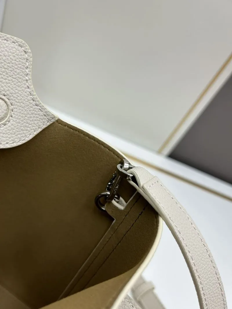 LOEWE Cream Bucket Bag S260408 - Image 8
