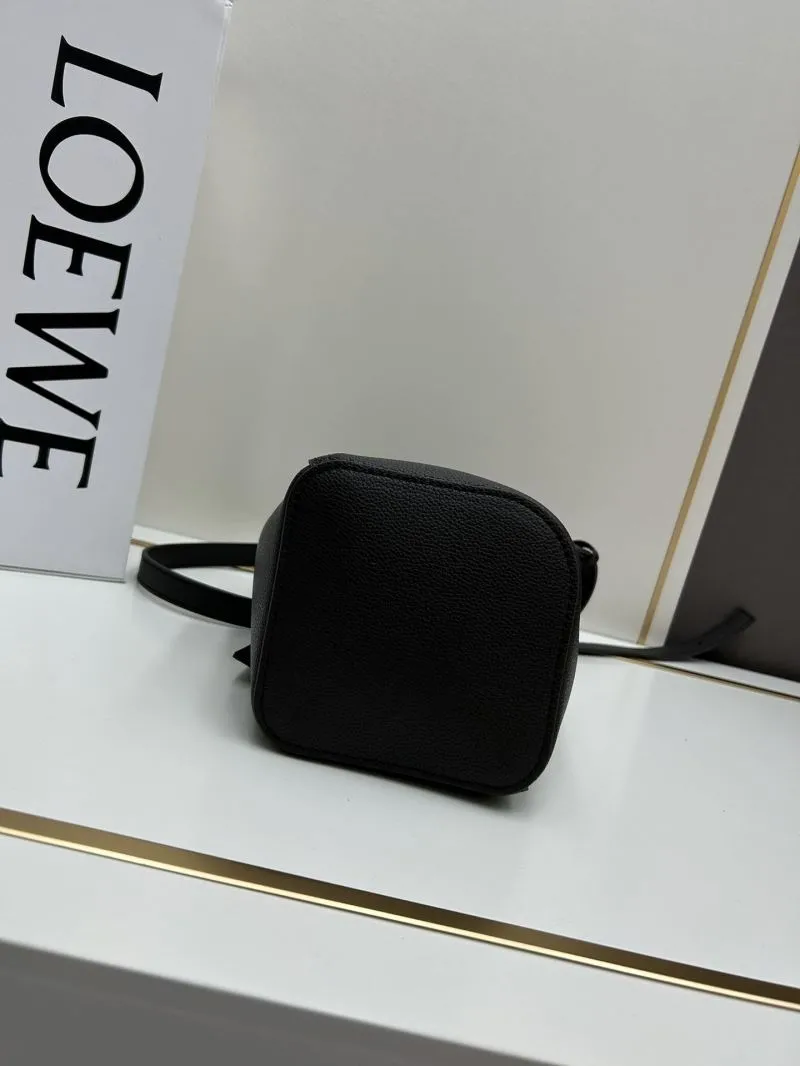 LOEWE Black Bucket Bag S260804 - Image 4