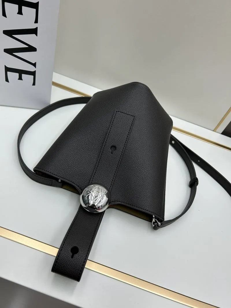 LOEWE Black Bucket Bag S260804 - Image 5