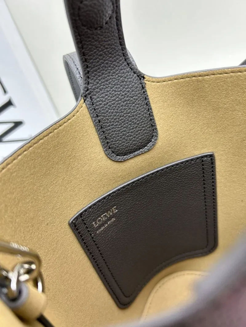 LOEWE Black Bucket Bag S260804 - Image 8