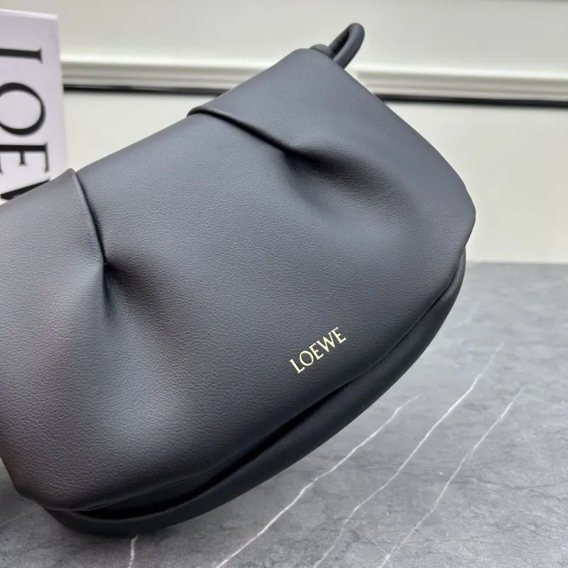 LOEWE Black Leather Shoulder Bag 062138 - Image 5