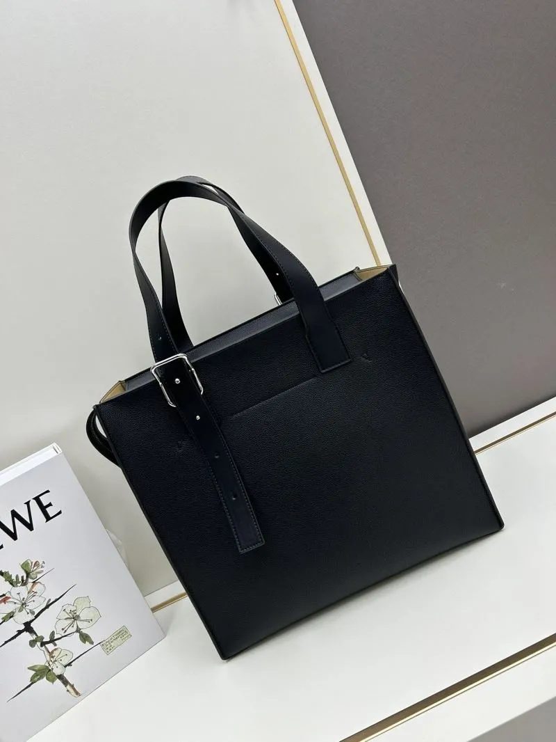 Loewe 3050A Black Leather Tote Bag - Image 3