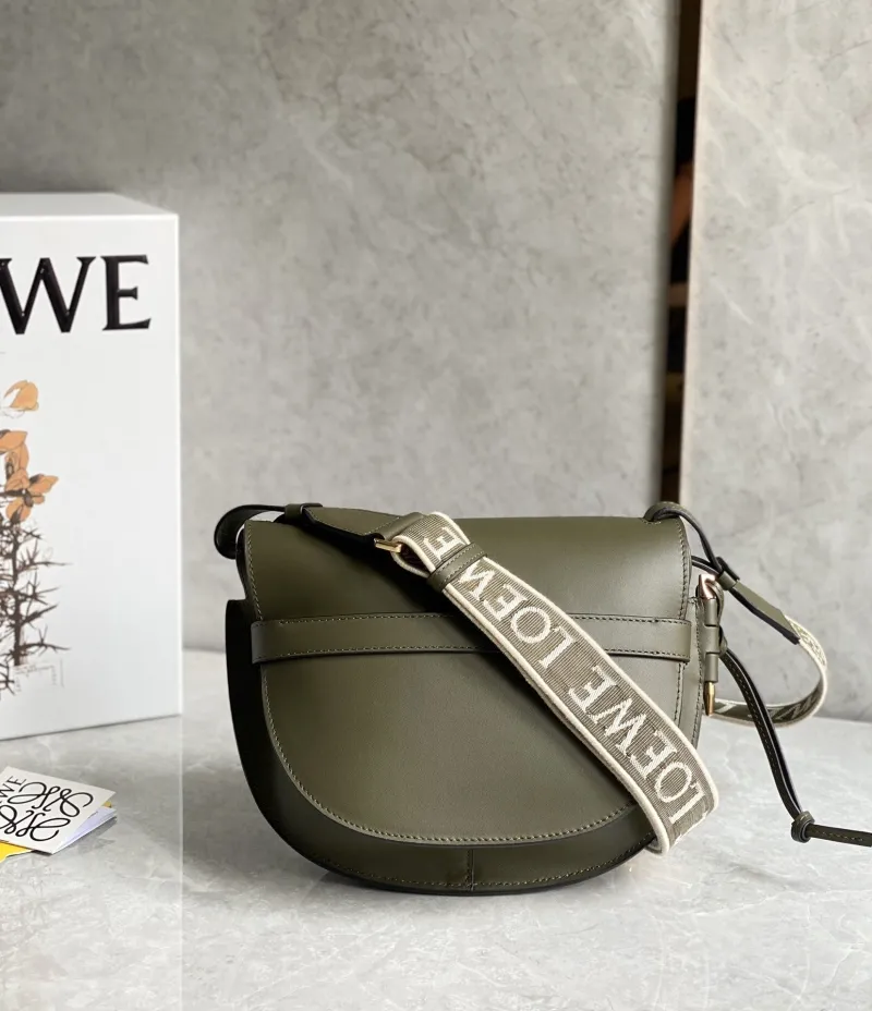 Loewe Olive Green Saddle Crossbody Bag - Image 3