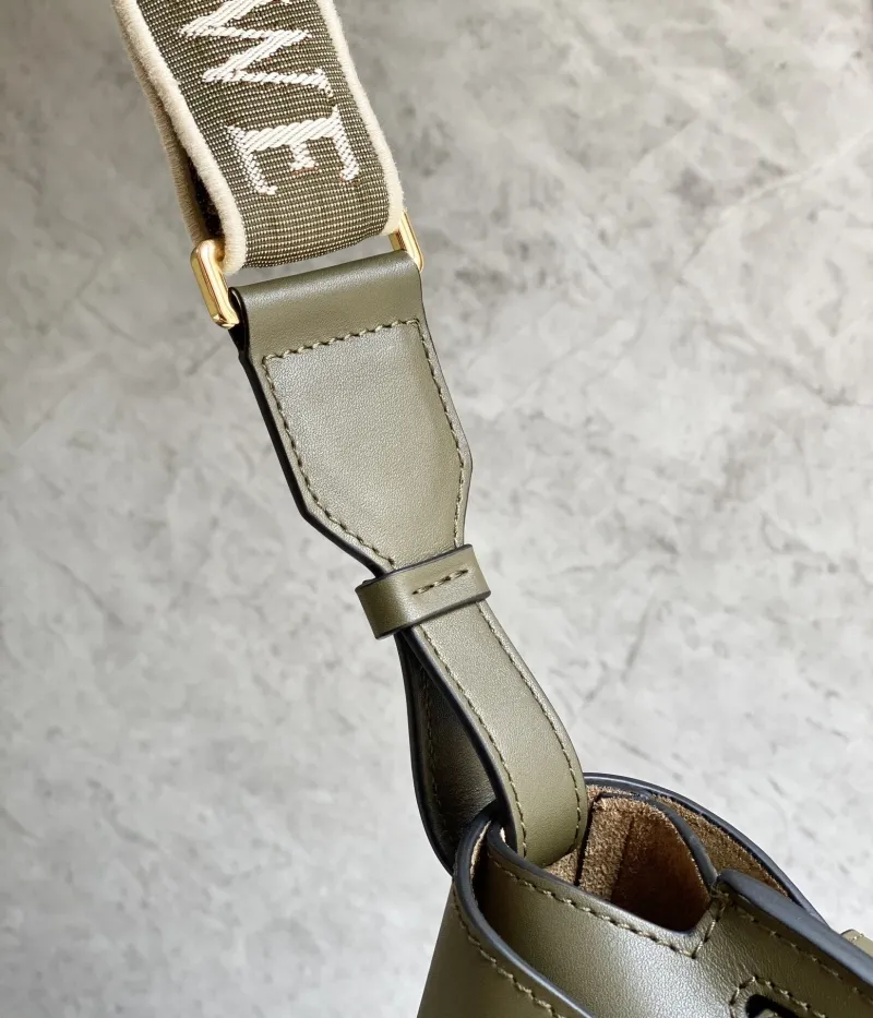 Loewe Olive Green Saddle Crossbody Bag - Image 8