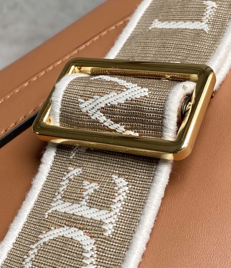 Loewe Brown Leather Saddle Crossbody Bag - Image 8