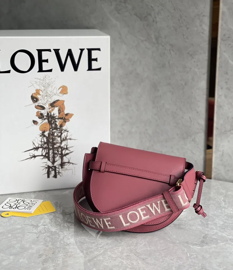 Alternative view of Loewe Satchel Bags-10