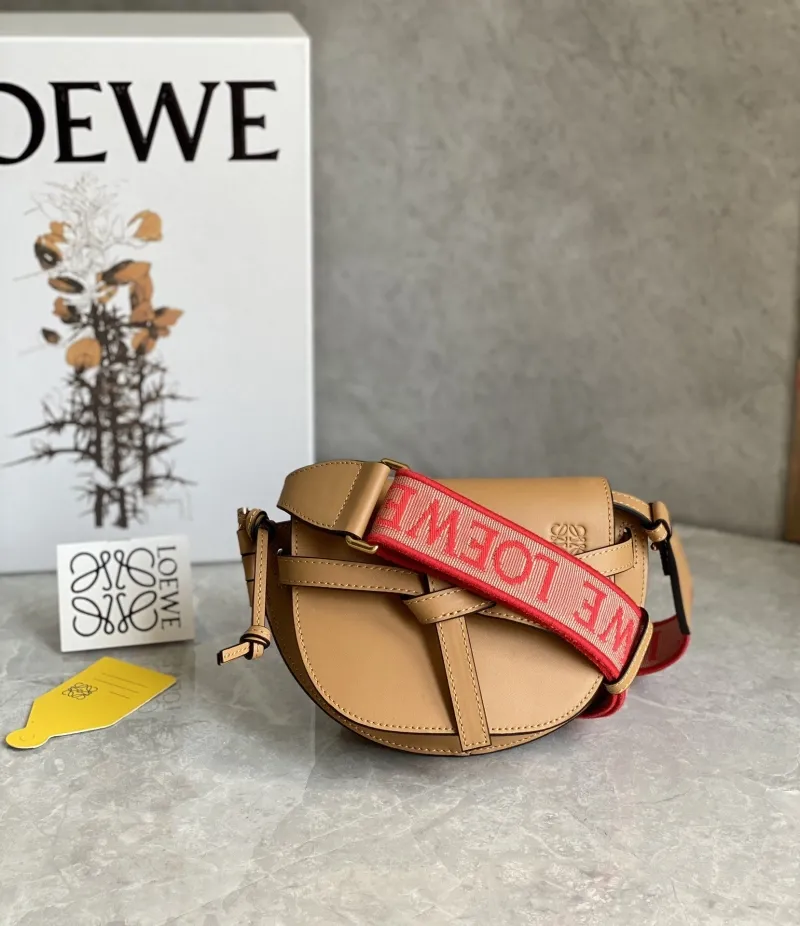 Alternative view of Loewe Satchel Bags-11