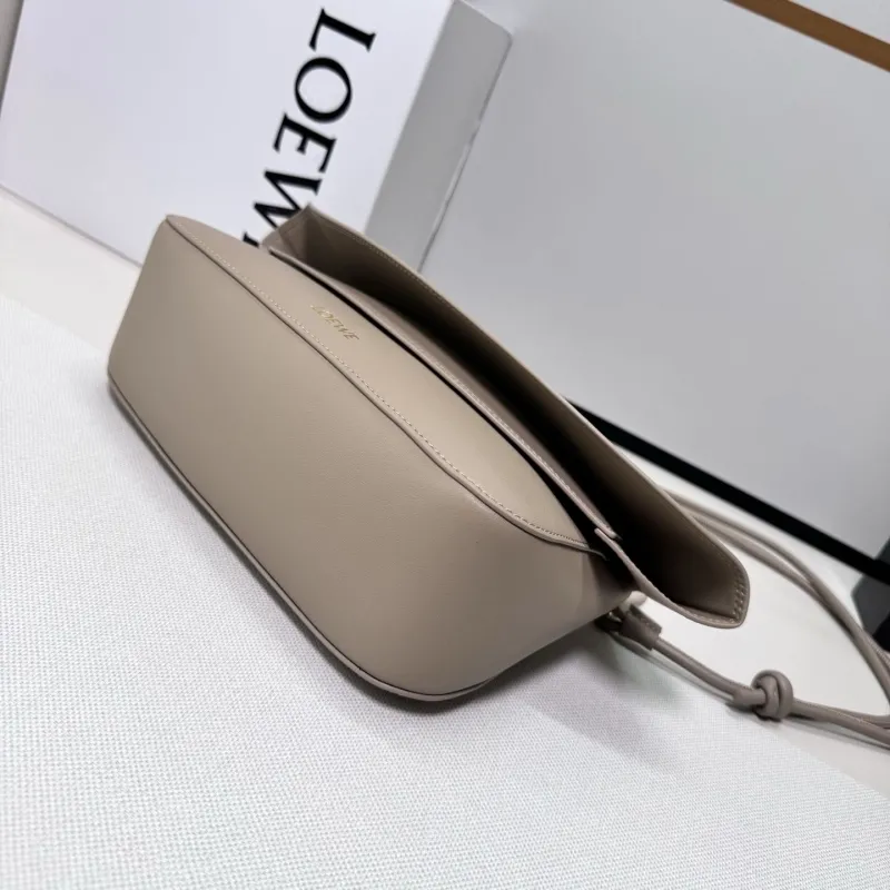 LOEWE Beige Leather Satchel Shoulder Bag - Image 4