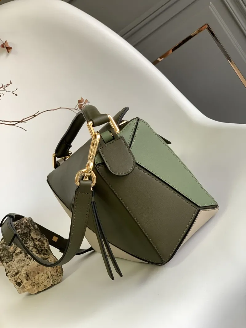 Alternative view of Loewe Satchel Bags-27