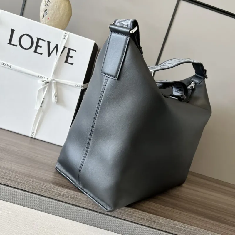 Alternative view of Loewe Satchel Bags-38