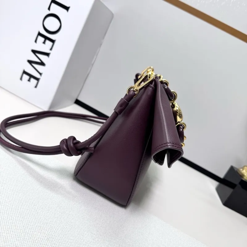 Alternative view of Loewe Satchel Bags-41