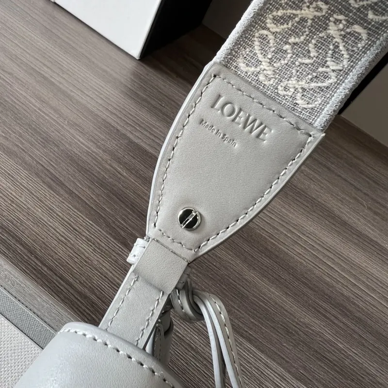 Loewe Light Gray Crossbody Saddle Bag - Image 7