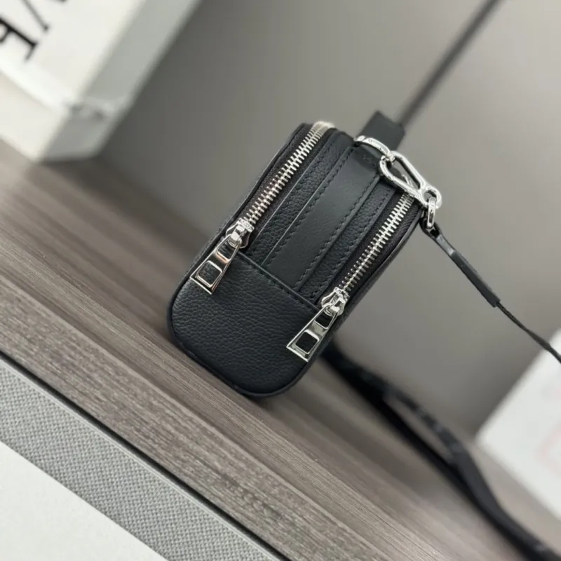 Alternative view of Loewe Satchel Bags-62