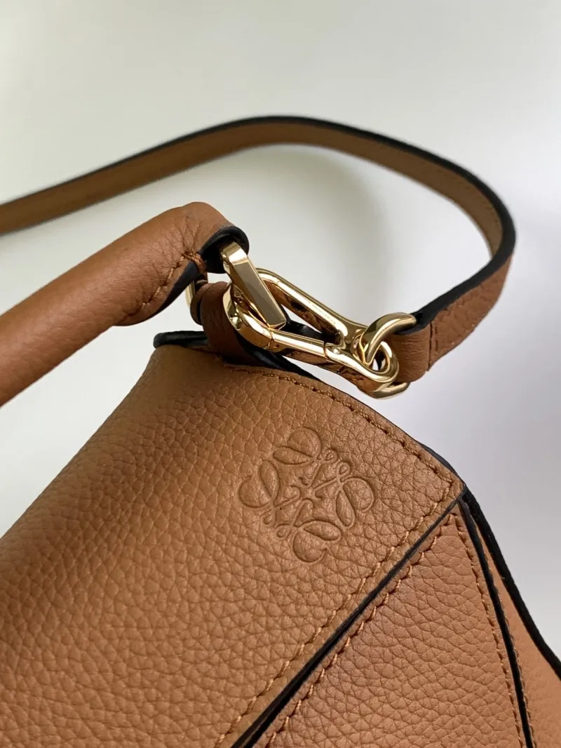 Loewe Tan Leather Satchel Crossbody Bag - Image 4