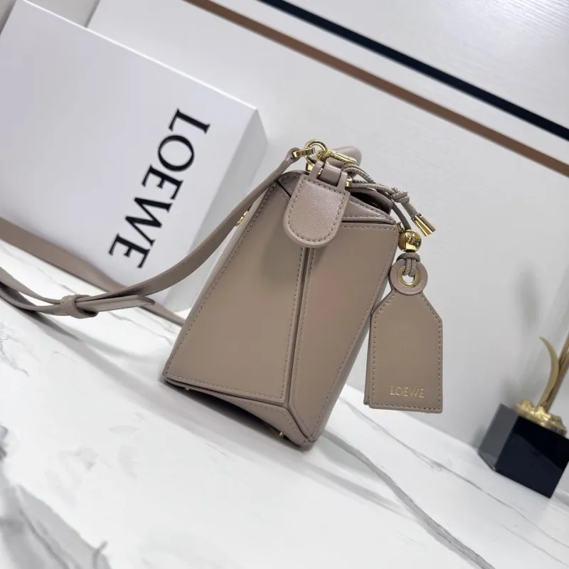 Alternative view of Loewe Satchel Bags-101