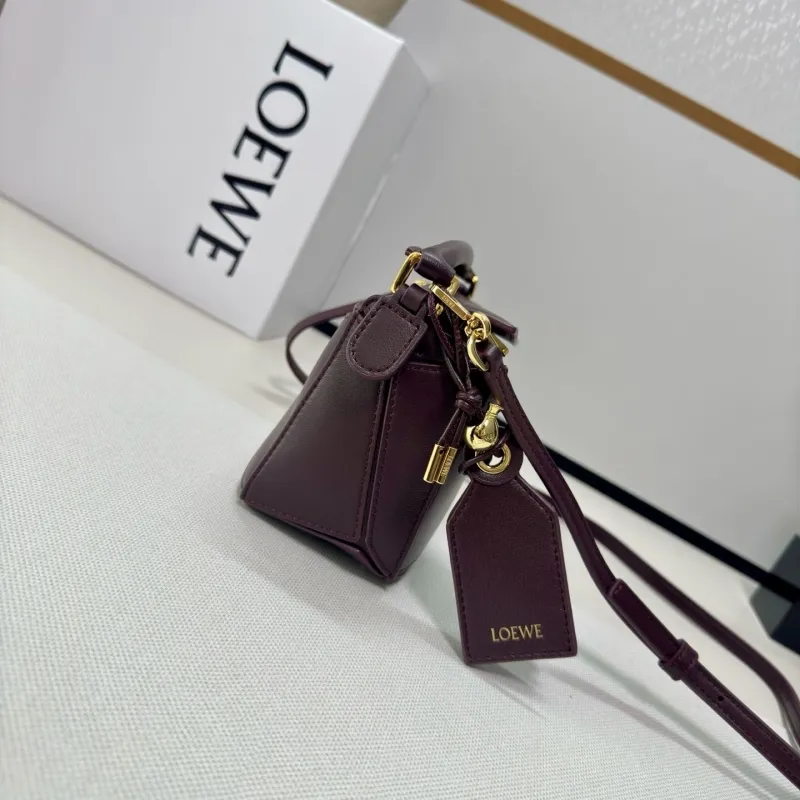 Alternative view of Loewe Satchel Bags-104