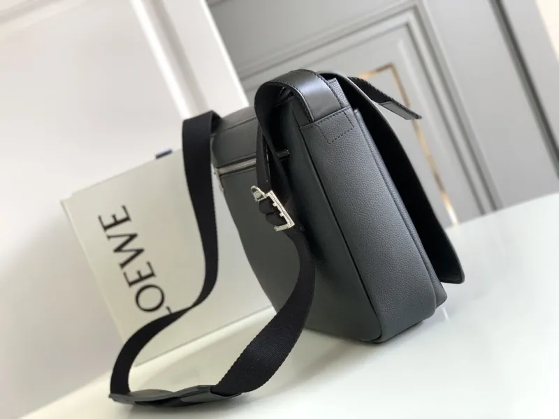 Alternative view of Loewe Satchel Bags-117
