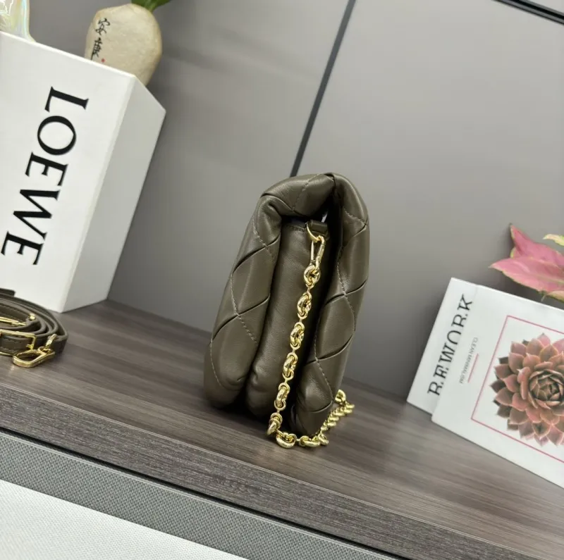 Alternative view of Loewe Satchel Bags-118