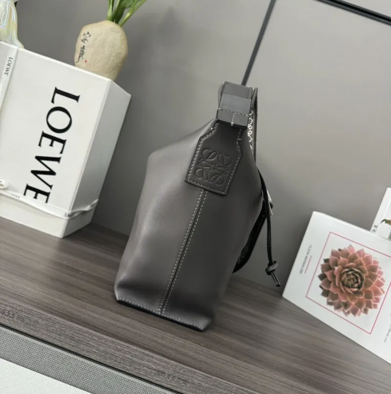 Alternative view of Loewe Satchel Bags-122