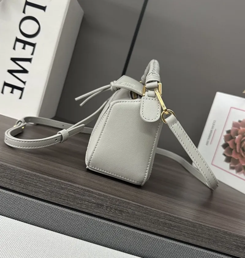 Alternative view of Loewe Satchel Bags-123