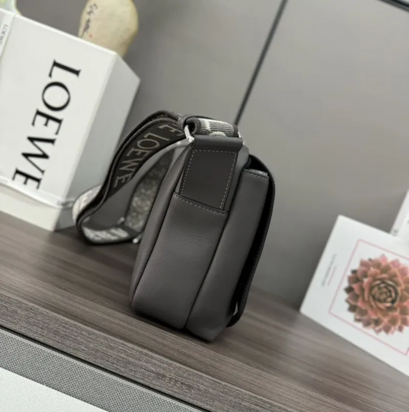 Alternative view of Loewe Satchel Bags-125