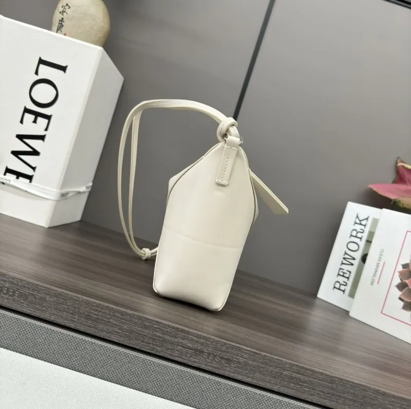 Alternative view of Loewe Satchel Bags-133