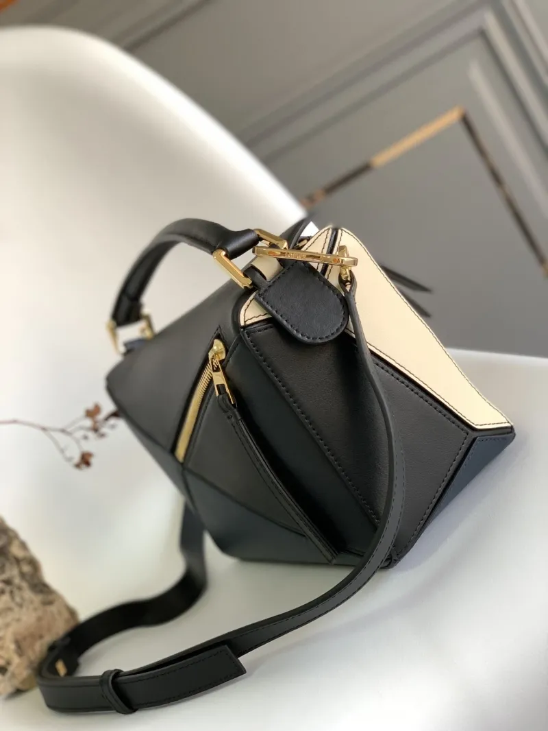 Alternative view of Loewe Satchel Bags-172
