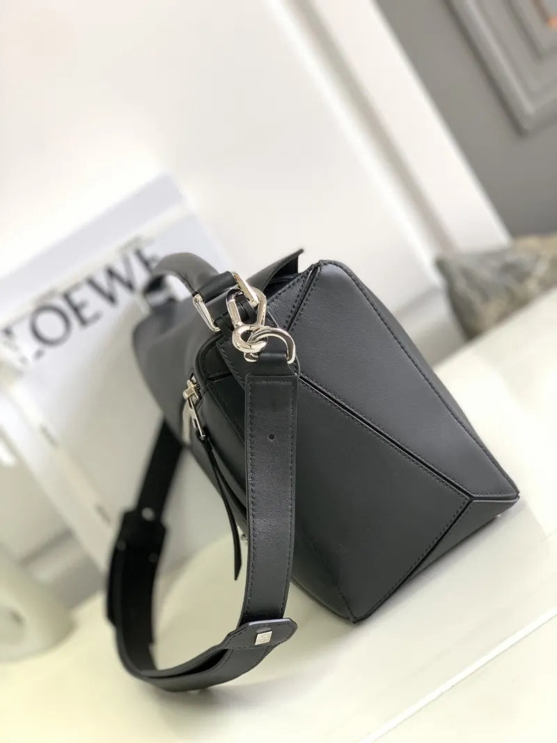 Alternative view of Loewe Satchel Bags-179