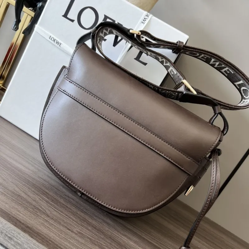 LOEWE Brown Saddle Crossbody Bag 183 - Image 3