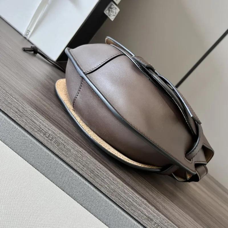 LOEWE Brown Saddle Crossbody Bag 183 - Image 4