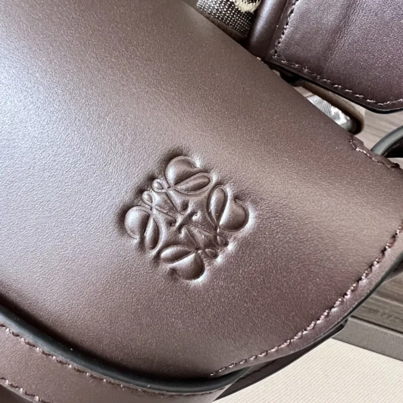 LOEWE Brown Saddle Crossbody Bag 183 - Image 6