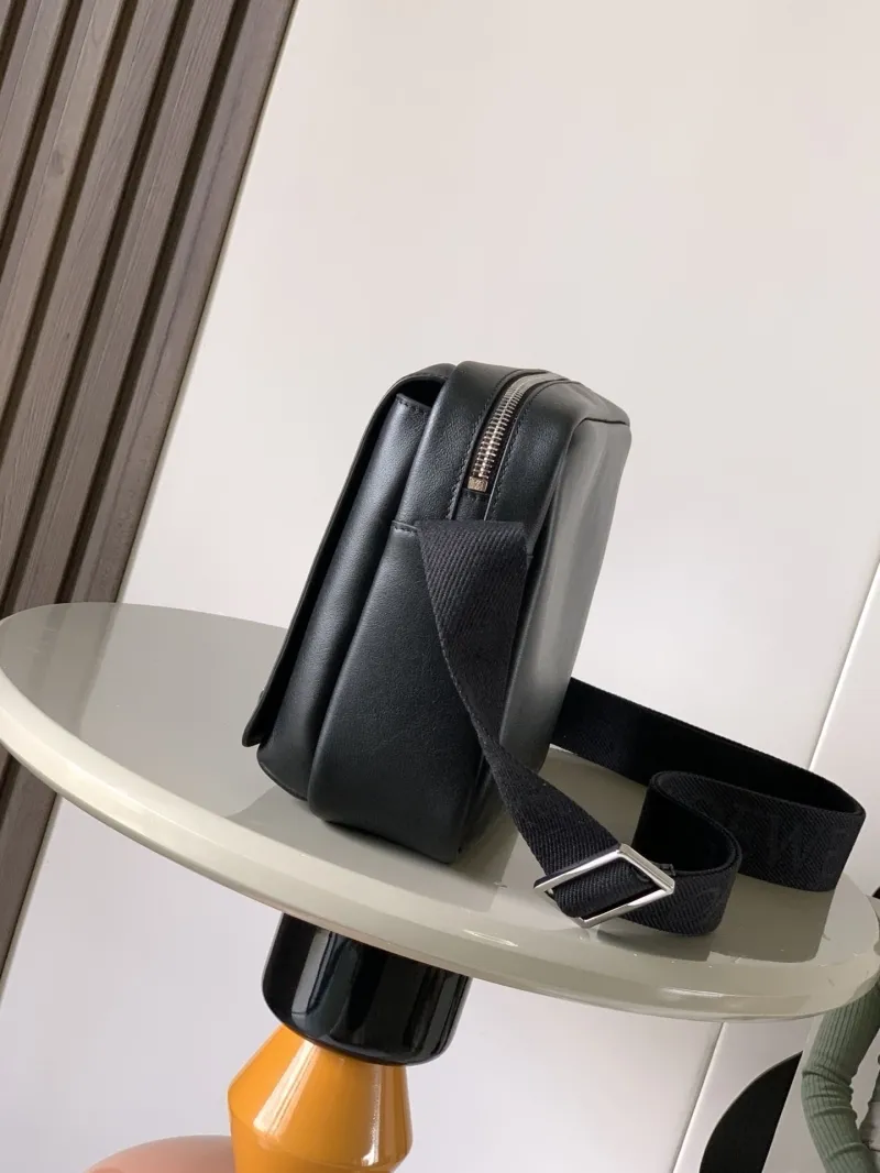 Alternative view of Loewe Satchel Bags-212