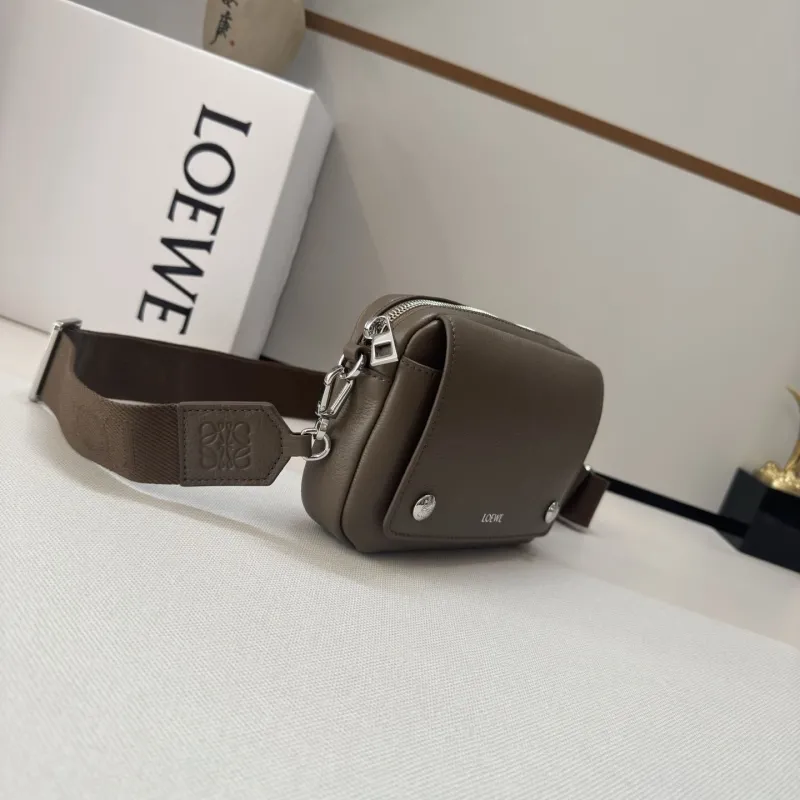 Alternative view of Loewe Satchel Bags-263