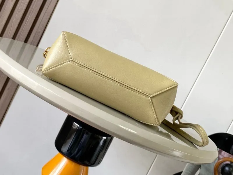 Alternative view of Loewe Satchel Bags-430
