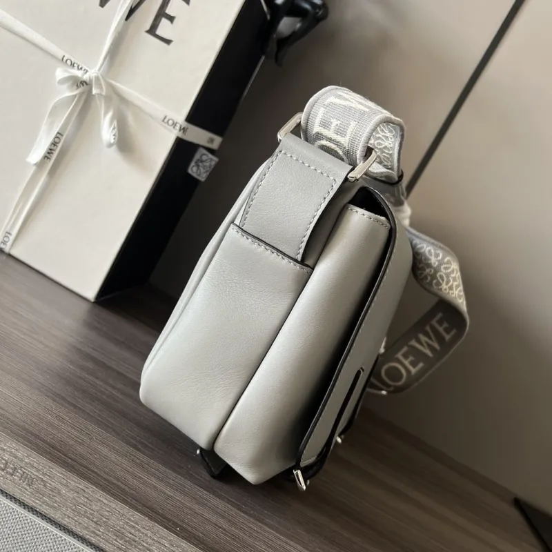 Alternative view of Loewe Satchel Bags-448