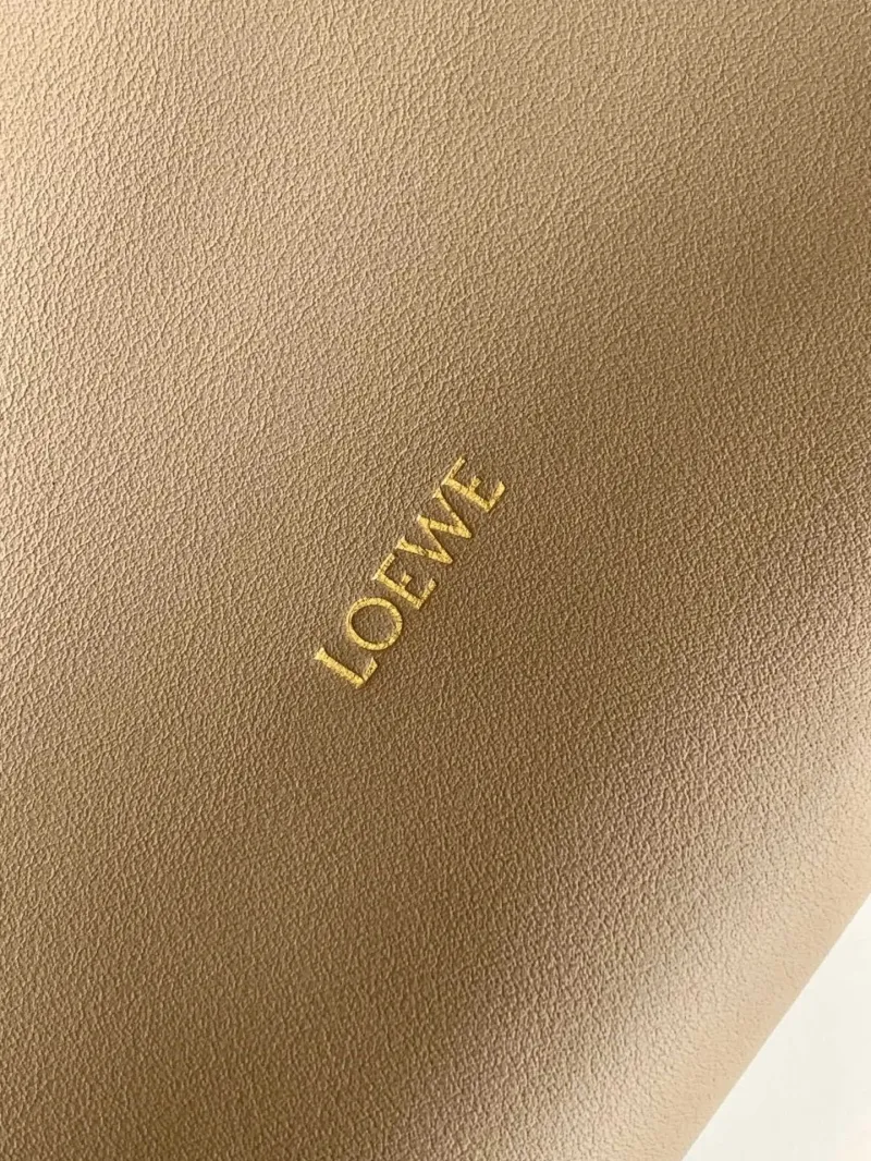 Loewe Beige Crossbody Bucket Bag - Image 5