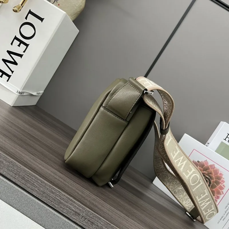 Loewe Olive Green Leather Messenger Crossbody Bag - Image 3
