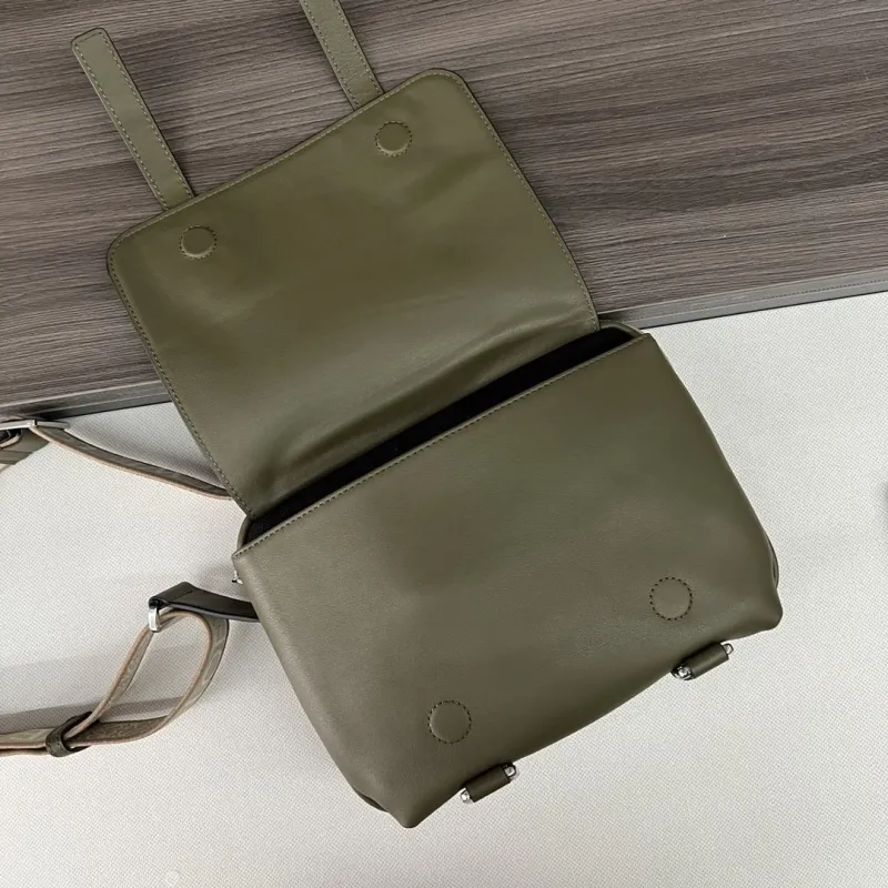 Loewe Olive Green Leather Messenger Crossbody Bag - Image 8